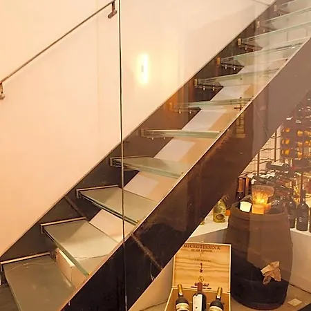 Vesper Hotel